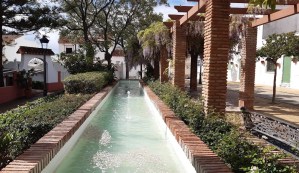 Cancelada, estepona fountain inside town