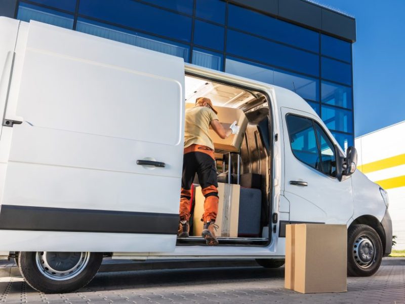 Delivery vehicle delivering packages to a business in costa del sol spain.