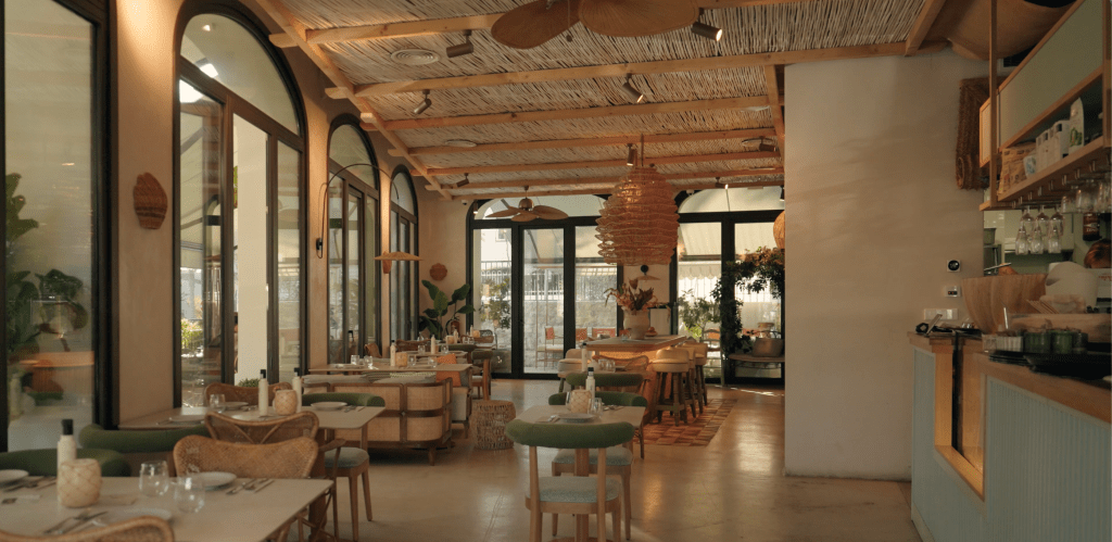 An interior shot of Planta Bistrot a beautiful restuarant in spain.
